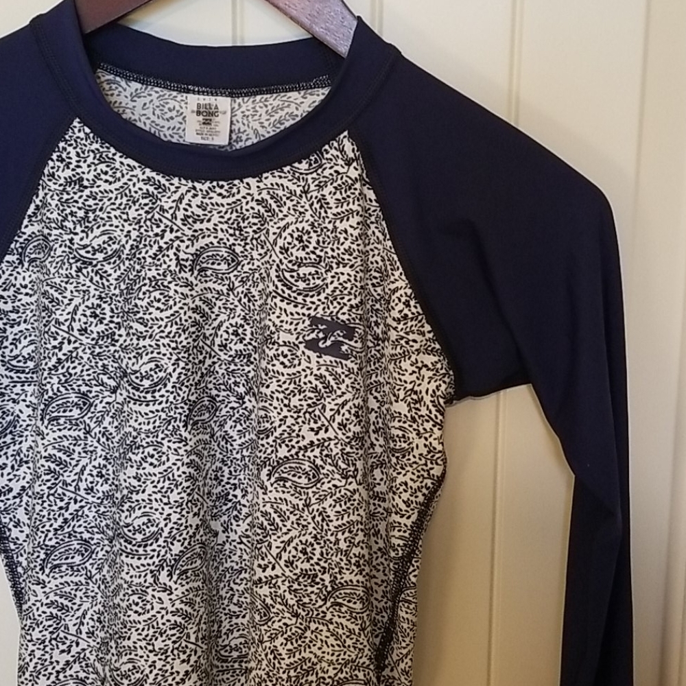Billabong Navy Paisley Long Sleeve Rash Guard - Size Small